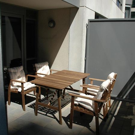 Livingsuites Toronto - 20 Blue Jays Way Εξωτερικό φωτογραφία